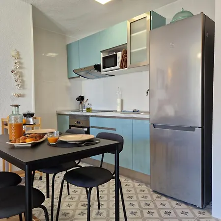 Apartamento Azul - Estudio Con Vistas Al Mar, Piscina Y Acceso Directo A La Playa By Redi