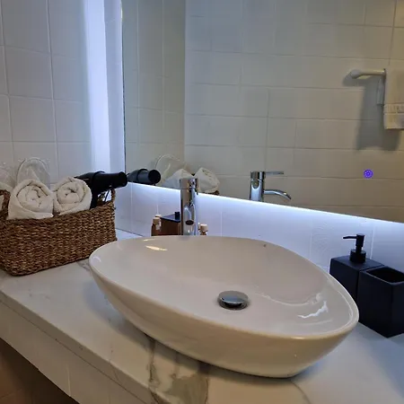 Apartamento Azul - Estudio Con Vistas Al Mar, Piscina Y Acceso Directo A La Playa By Redi *