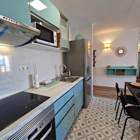 Apartamento Azul - Estudio Con Vistas Al Mar, Piscina Y Acceso Directo A La Playa By Redi